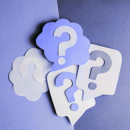 Question-marks-made-up-of-paper-crafts